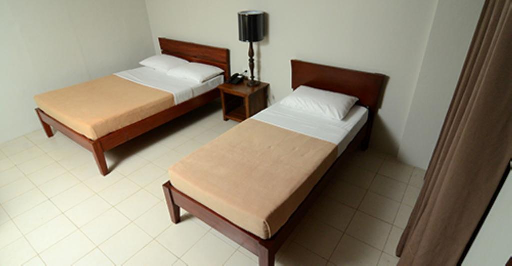 Isabel Suites Laoag Phòng bức ảnh